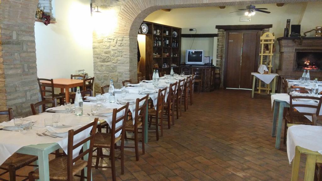 Societa Agricola F.Lli Angelucci Villa Cannara Bagian luar foto