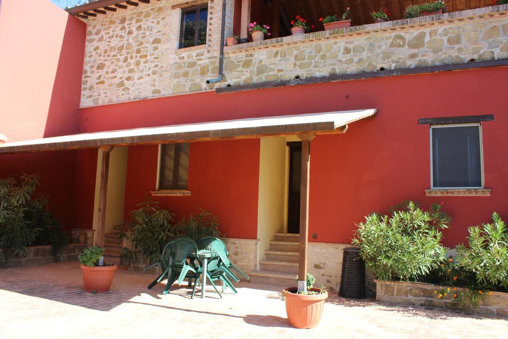 Societa Agricola F.Lli Angelucci Villa Cannara Bagian luar foto